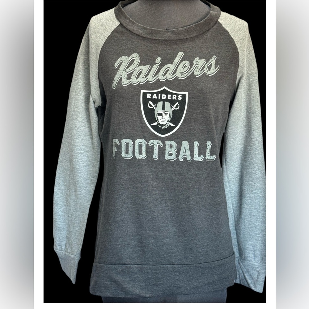 NFL Raiders Football Long Sleeve Hi-Lo Team Apparel Grey Shirt Size S